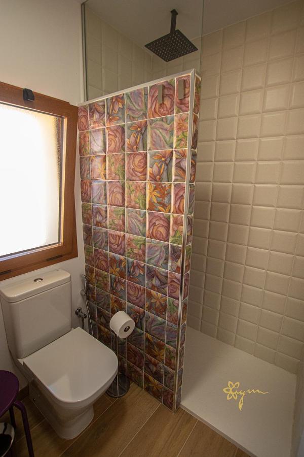 Apartamentos Turisticos Abrilymarzo Caces エクステリア 写真