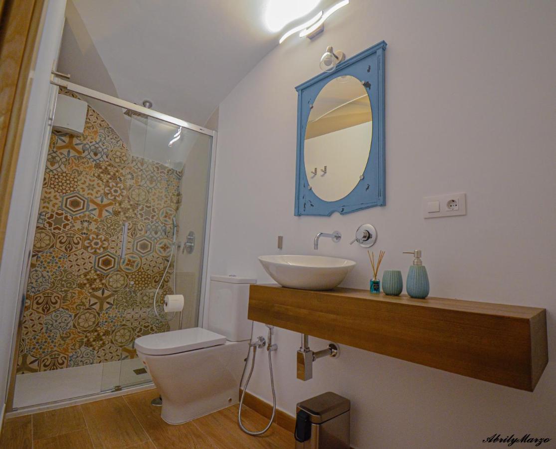Apartamentos Turisticos Abrilymarzo Caces エクステリア 写真